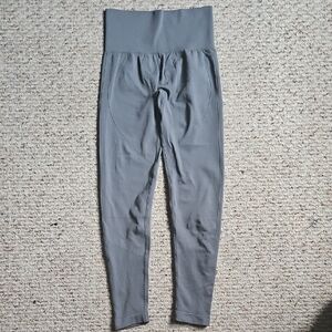 HALARA small High-Waisted Gray Leggings